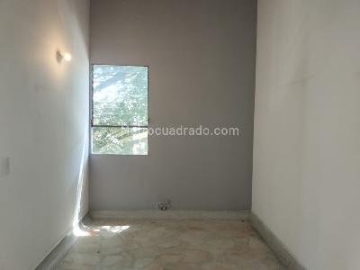 Apartamento de 3 alcobas en arriendo en El Poblado, Medellín, 120 m² · foto 8 de 18