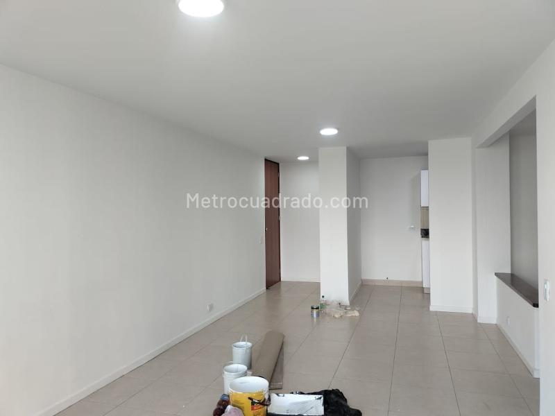 Apartamento de 2 Alcobas en El Poblado con Gimnasio - 3