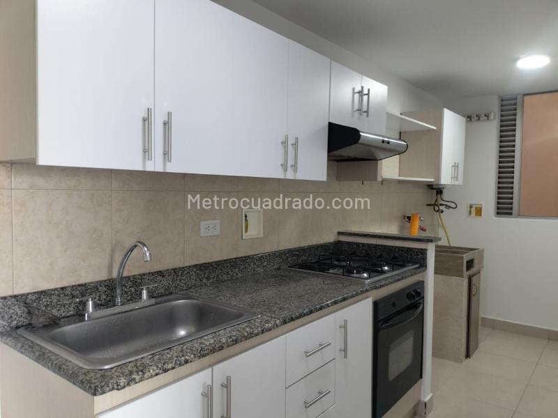 Apartamento de 2 Alcobas en El Poblado con Gimnasio - 6