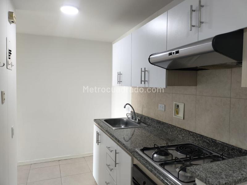 Apartamento de 2 Alcobas en El Poblado con Gimnasio - 7