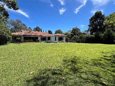 Casa de 4 alcobas en venta en Llanogrande, Rionegro, 460 m² · foto 19 de 20