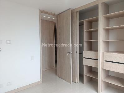 Apartamento de 3 alcobas en arriendo en Los Balsos, Medellín, 120 m² · foto 13 de 19