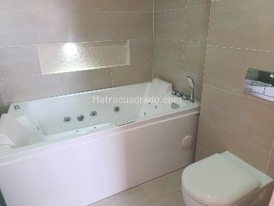 Apartamento de 3 alcobas en arriendo en Los Balsos, Medellín, 120 m² · foto 17 de 19