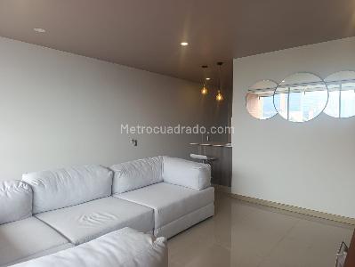 Apartamento de 2 alcobas en arriendo en Los Balsos, Medellín, 85 m² · foto 2 de 17