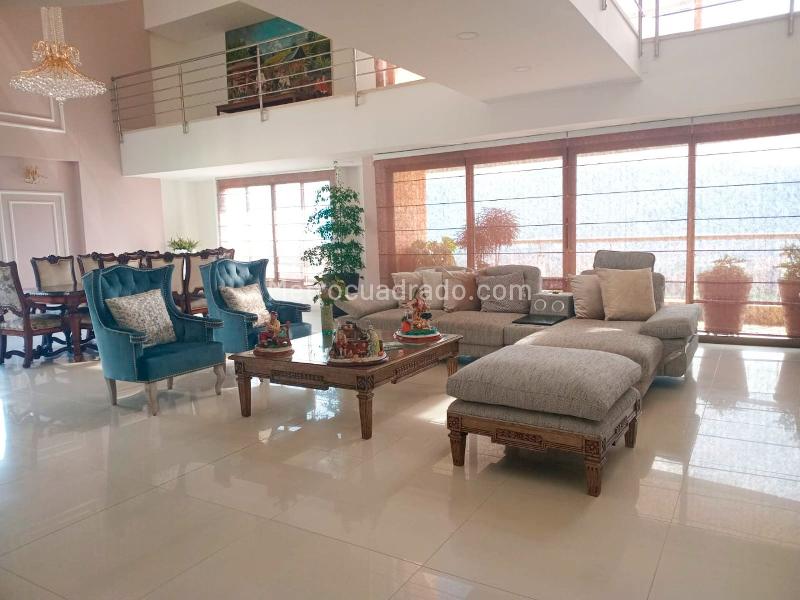 Apartamento de Lujo de 4 Alcobas en El Poblado