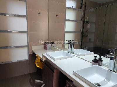 Apartamento en venta en El Poblado, Medellín · foto 17 de 19