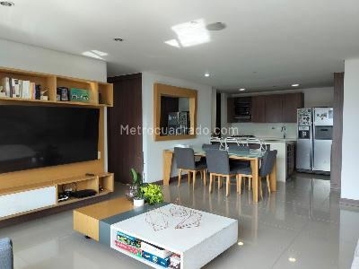 Apartamento en venta en El Poblado, Medellín · foto 3 de 19
