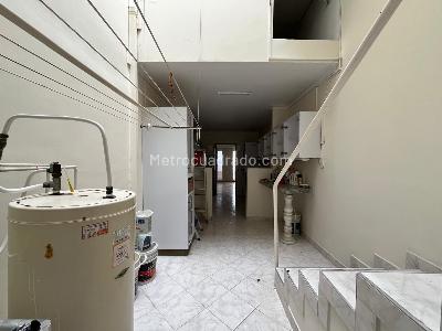 Casa de 4 alcobas en arriendo en Los Balsos No2, Medellín, 300 m² · foto 4 de 17