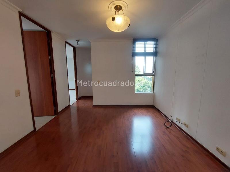 Apartamento Acogedor de 2 Alcobas con Balcón en El Poblado - 7