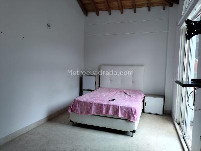Casa de 3 alcobas en venta en El Poblado, Medellín, 540 m² · foto 12 de 20