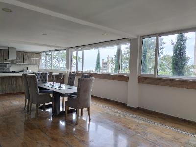 Casa de 3 alcobas en venta en El Poblado, Medellín, 540 m² · foto 4 de 20