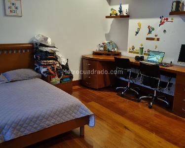Casa de 4 alcobas en venta en El Poblado, Medellín, 338 m² · foto 13 de 19