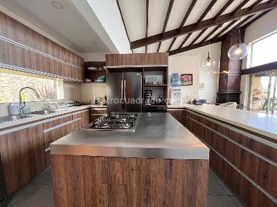 Casa de 4 alcobas en arriendo en Envigado, Envigado · foto 7 de 20