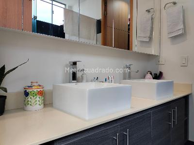Apartamento en venta en El Poblado, Medellín · foto 18 de 20