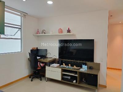 Apartamento en venta en El Poblado, Medellín · foto 9 de 20