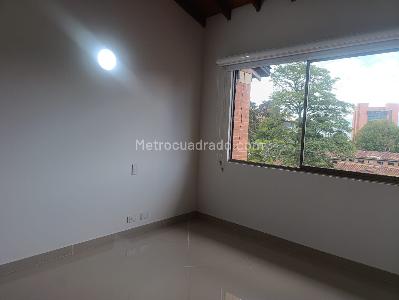 Casa de 4 alcobas en arriendo en El Poblado, Medellín, 200 m² · foto 11 de 20