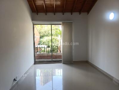 Casa de 4 alcobas en arriendo en El Poblado, Medellín, 200 m² · foto 14 de 20