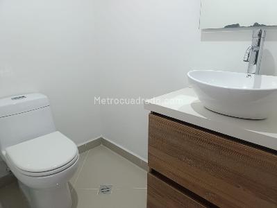 Casa de 4 alcobas en arriendo en El Poblado, Medellín, 200 m² · foto 19 de 20