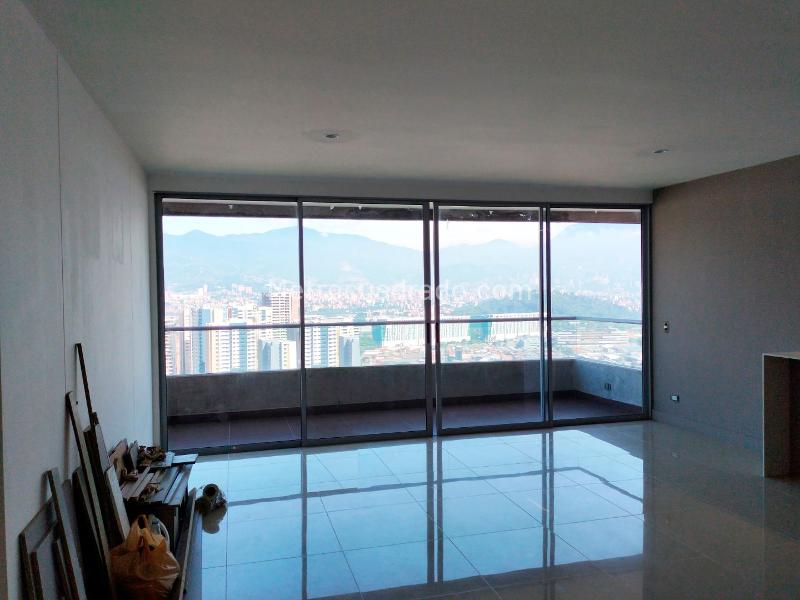 Apartamento en Arriendo, EL POBLADO, Medellín, Medellín