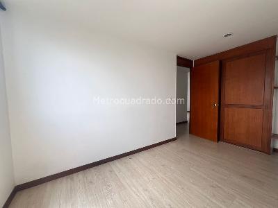 Apartamento en venta en El Poblado, Medellín · foto 11 de 17