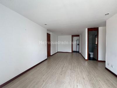 Apartamento en venta en El Poblado, Medellín · foto 4 de 17