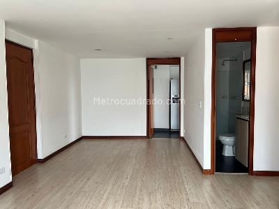 Apartamento en venta en El Poblado, Medellín · foto 5 de 17