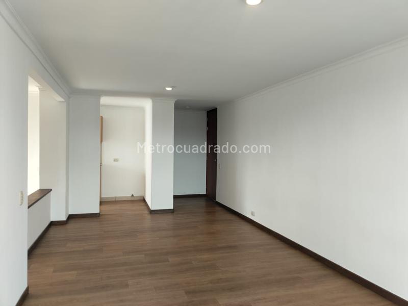 Comfortable 2BR Apartment in Residential Area of El Poblado - 4