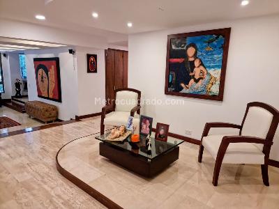 Apartamento de 4 alcobas en venta en El Poblado, Medellín, 315 m² · foto 4 de 15
