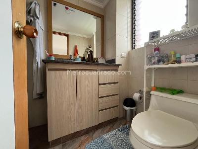 Apartamento de 3 alcobas en venta en El Poblado, Medellín, 210 m² · foto 15 de 15
