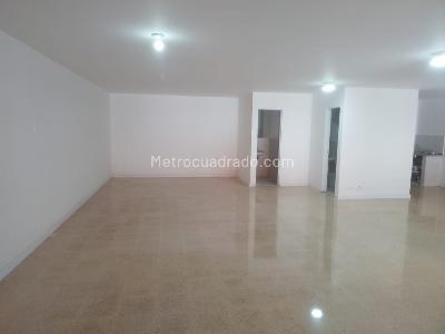 Retail space for rent in LAURELES, Medellín