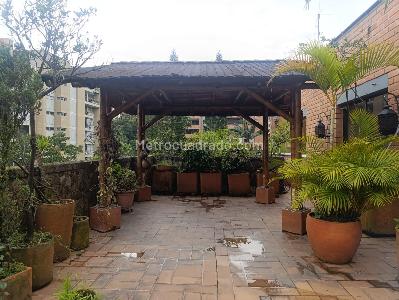 Apartamento de 4 alcobas en venta en El Poblado, Medellín, 325 m² · foto 18 de 18