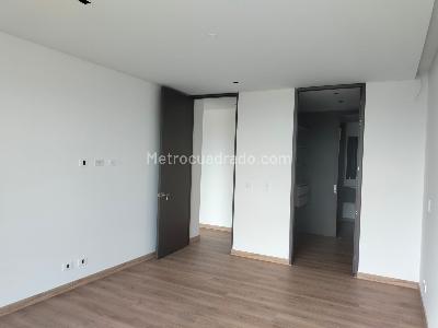 Apartamento en venta en El Poblado, Medellín · foto 14 de 20