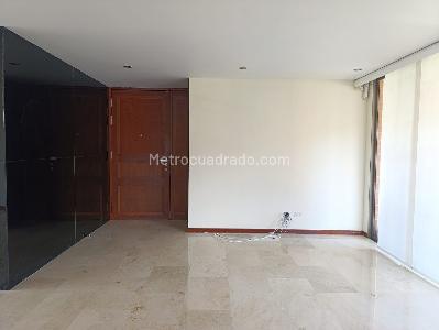 Apartamento de 3 alcobas en venta en El Poblado, Medellín, 145 m² · foto 4 de 20