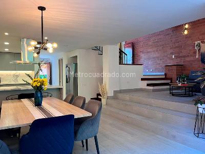 Casa de 4 alcobas en venta en El Poblado, Medellín, 227 m² · foto 4 de 20