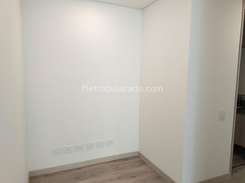 Apartamento de 2 Alcobas en Conjunto Cerrado en El Poblado - 8