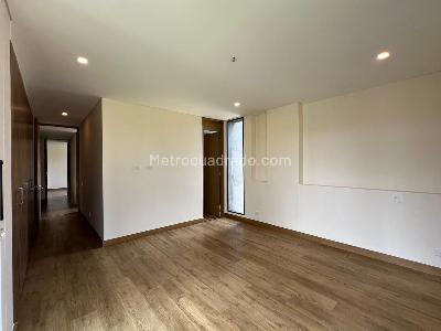 Apartamento de 3 alcobas en venta en Rionegro, Rionegro, 132 m² · foto 7 de 18