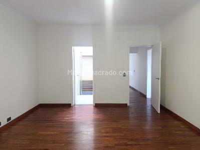 Casa en arriendo en El Poblado, Medellín · foto 8 de 20
