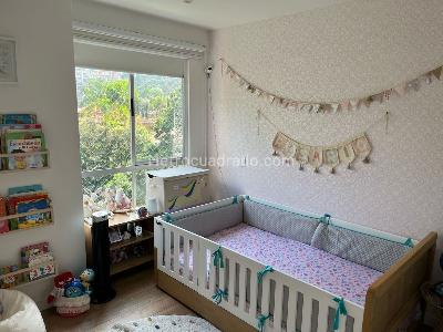 Apartamento de 3 alcobas en venta en San Lucas, Medellín, 162 m² · foto 10 de 17