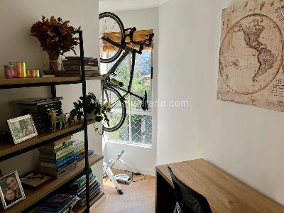 Apartamento de 3 alcobas en venta en San Lucas, Medellín, 162 m² · foto 6 de 17