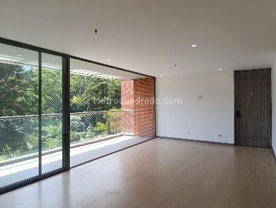 Apartamento de 2 alcobas en venta en Poblado Alto, Medellín, 110 m² · foto 3 de 18