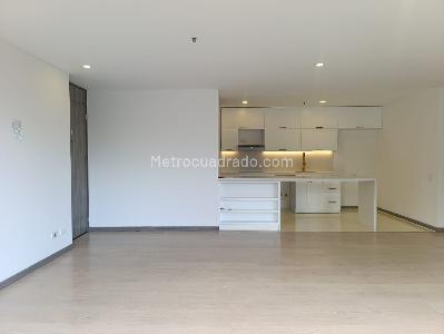 Apartamento de 2 alcobas en venta en Poblado Alto, Medellín, 110 m² · foto 4 de 18