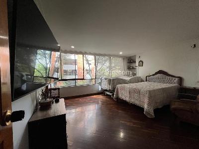 Apartamento de 3 alcobas en venta en El Poblado, Medellín, 207 m² · foto 10 de 18