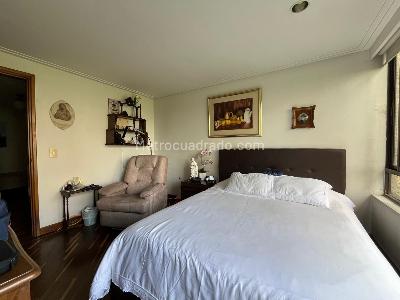 Apartamento de 3 alcobas en venta en El Poblado, Medellín, 207 m² · foto 12 de 18