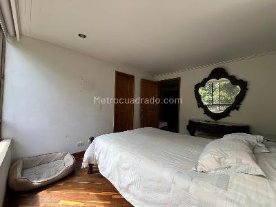 Apartamento de 3 alcobas en venta en El Poblado, Medellín, 207 m² · foto 15 de 18