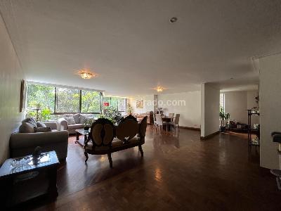 Apartamento de 3 alcobas en venta en El Poblado, Medellín, 207 m² · foto 2 de 18
