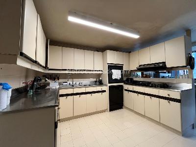Apartamento de 3 alcobas en venta en El Poblado, Medellín, 207 m² · foto 6 de 18