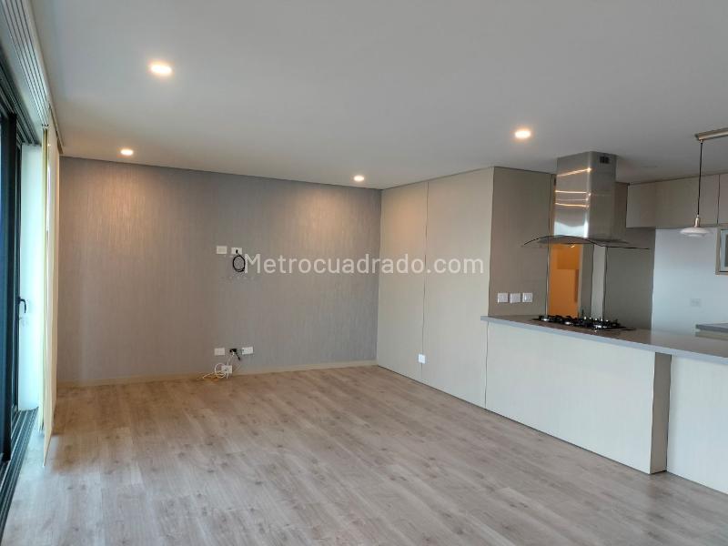 Apartamento de 2 Alcobas en Unidad Cerrada en El Poblado - 2