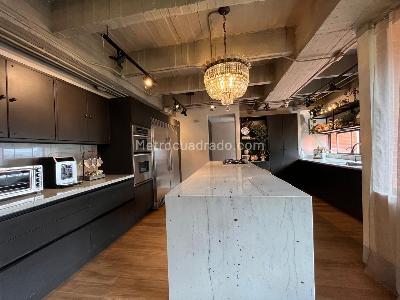 Apartamento en venta en El Poblado, Medellín · foto 7 de 19