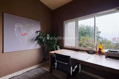 Apartamento de 3 alcobas en venta en El Poblado, Medellín, 260 m² · foto 9 de 19
