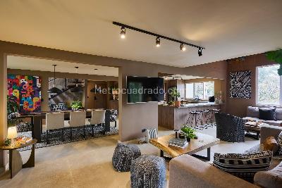 Apartamento de 3 alcobas en venta en El Tesoro, Medellín, 260 m² · foto 2 de 19